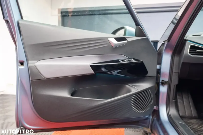 Volkswagen ID.3 din 2021 cu 32.900 km - oferta VOL150850 - foto 12