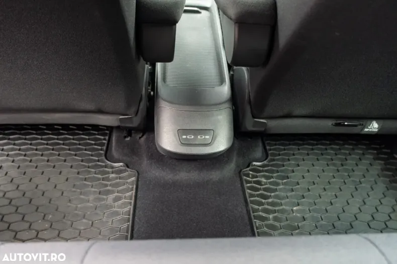 Volkswagen ID.3 din 2021 cu 32.900 km - oferta VOL150850 - foto 20