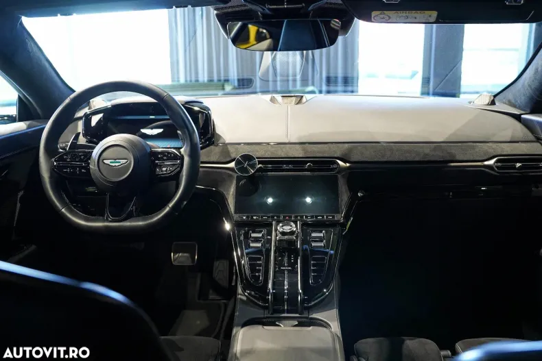 Aston Martin V8 Vantage din 2024 cu 11.600 km - oferta AST150859 - foto 15