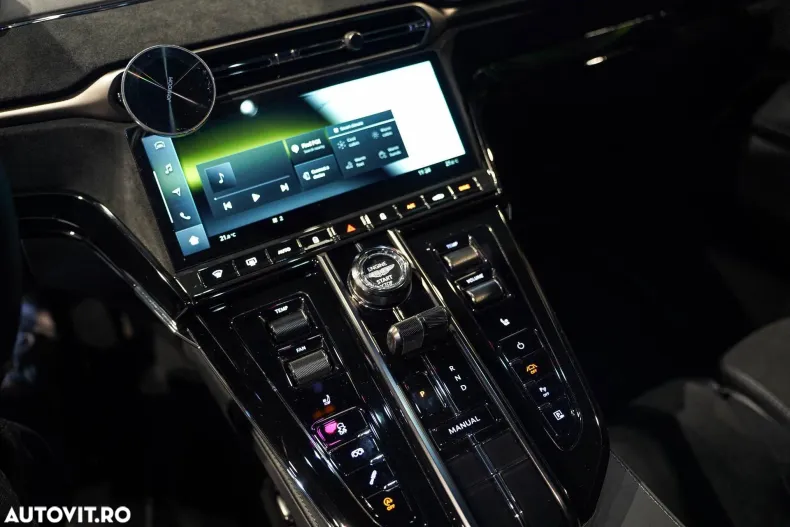 Aston Martin V8 Vantage din 2024 cu 11.600 km - oferta AST150859 - foto 23