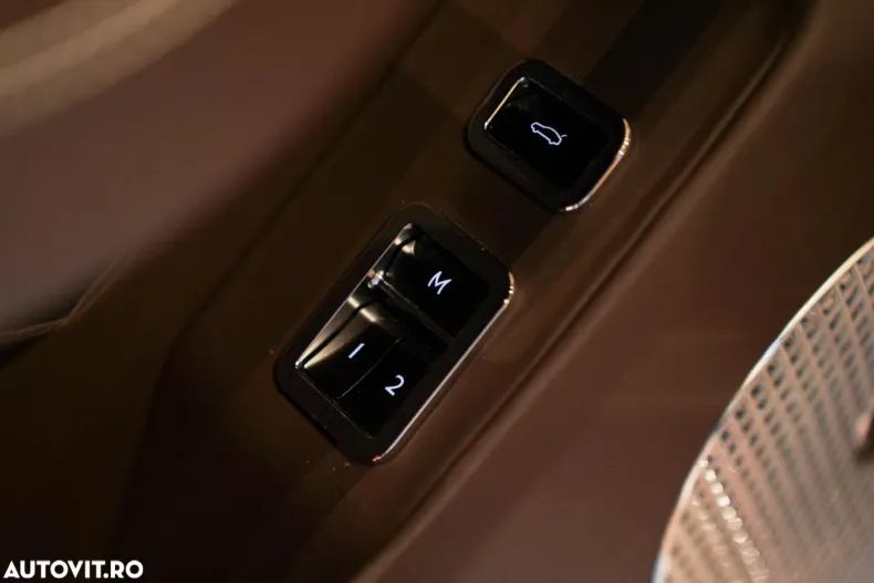 Bentley Flying Spur din 2022 cu 27.300 km - oferta BEN150860 - foto 11