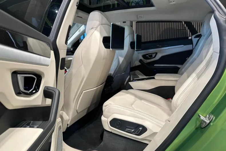 Lamborghini Urus din 2019 cu 69.637 km - oferta LAM150861 - foto 31