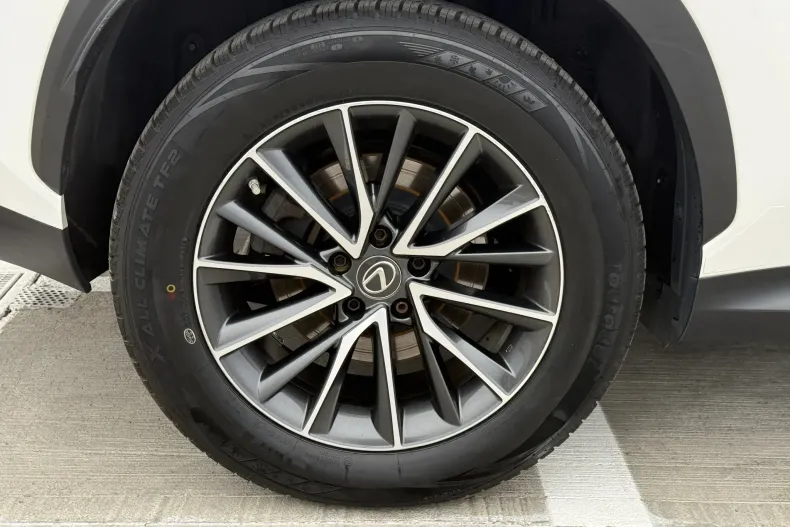 Lexus Seria NX din 2023 cu 145.172 km - oferta LEX150874 - foto 12