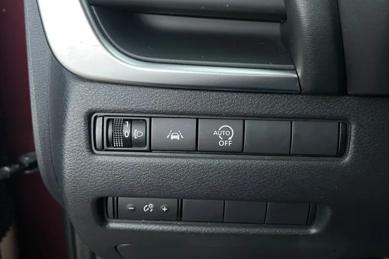 Nissan Qashqai din 2022 cu 91.000 km - oferta NIS150877 - foto 17