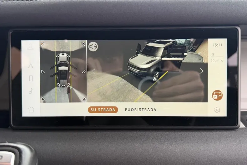 Land Rover Defender din 2021 cu 126.000 km - oferta LAN150882 - foto 10