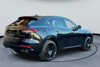 Maserati Levante din 2023 cu 23.850 km - oferta MAS150883 - foto 3