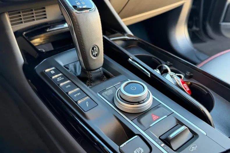 Maserati Levante din 2023 cu 23.850 km - oferta MAS150883 - foto 10