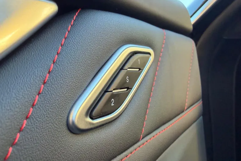 Maserati Levante din 2023 cu 23.850 km - oferta MAS150883 - foto 12