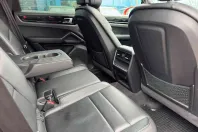 Porsche Cayenne din 2020 cu 71.685 km - oferta POR150889 - foto 17