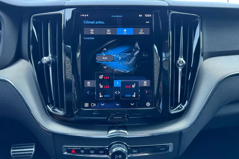 Volvo XC60 din 2022 cu 112.000 km - oferta VOL150895 - foto 27