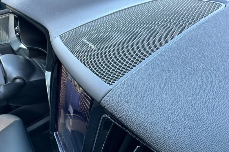 Volvo XC60 din 2022 cu 108.000 km - oferta VOL150897 - foto 17