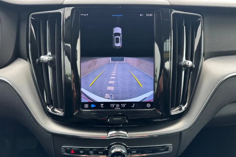 Volvo XC60 din 2022 cu 121.000 km - oferta VOL150898 - foto 36