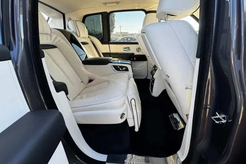 Rolls-Royce Cullinan din 2020 cu 33.000 km - oferta ROL150900 - foto 34