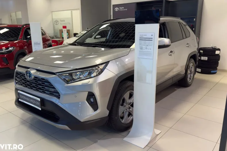 Toyota RAV4 din 2025 cu 10 km - oferta TOY150903 - foto 2