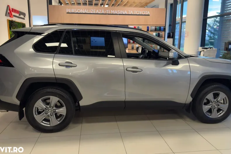 Toyota RAV4 din 2025 cu 10 km - oferta TOY150903 - foto 4