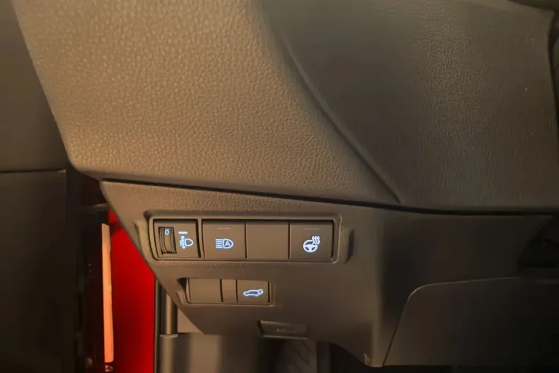 Toyota Corolla Cross din 2025 cu 4 km - oferta TOY150904 - foto 26