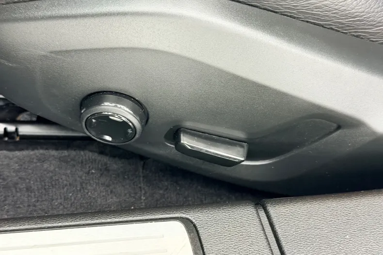 Volvo V60 din 2019 cu 179.000 km - oferta VOL150907 - foto 11