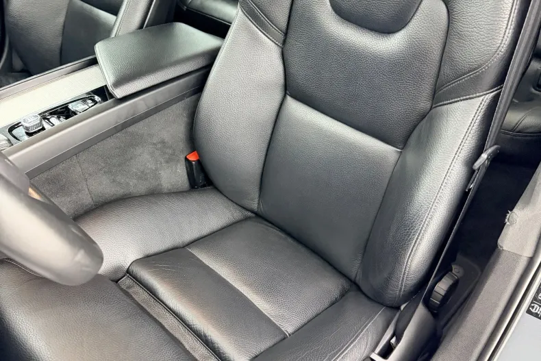 Volvo V60 din 2019 cu 179.000 km - oferta VOL150907 - foto 13