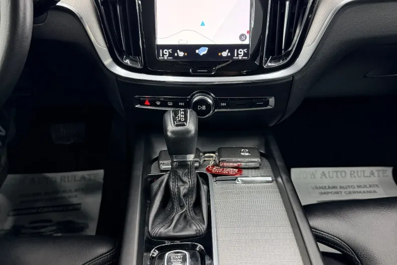 Volvo V60 din 2019 cu 179.000 km - oferta VOL150907 - foto 23