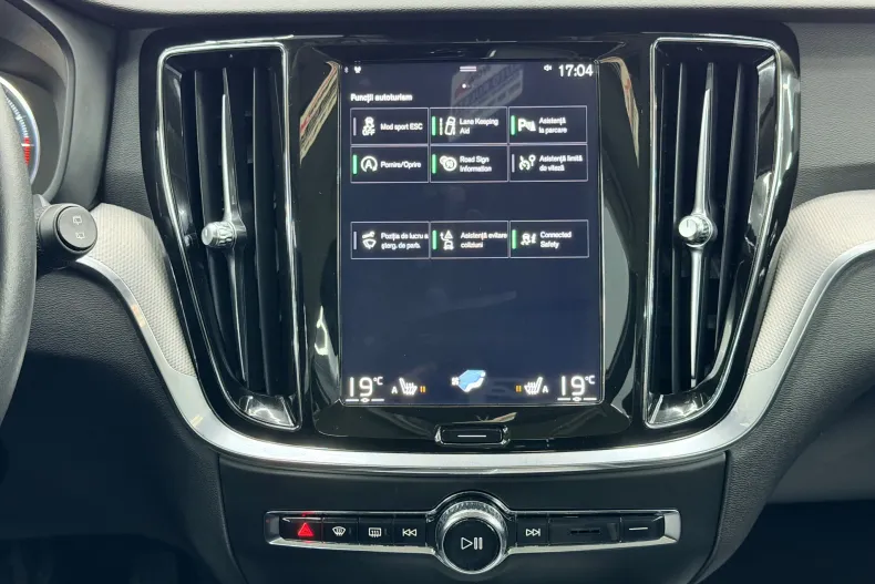 Volvo V60 din 2019 cu 179.000 km - oferta VOL150907 - foto 25