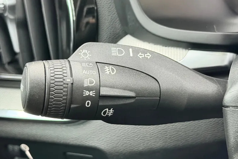 Volvo V60 din 2019 cu 179.000 km - oferta VOL150907 - foto 33