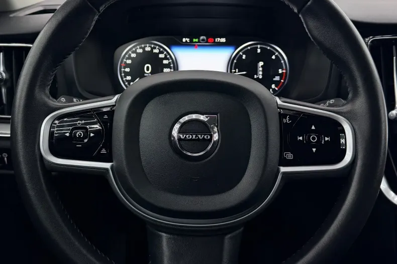 Volvo V60 din 2019 cu 179.000 km - oferta VOL150907 - foto 35