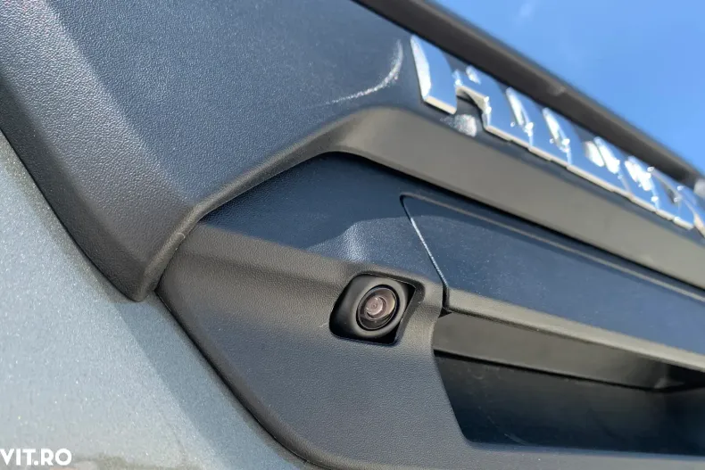 Toyota Hilux din 2025 cu 30 km - oferta TOY150912 - foto 10