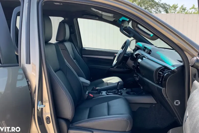 Toyota Hilux din 2025 cu 30 km - oferta TOY150912 - foto 19