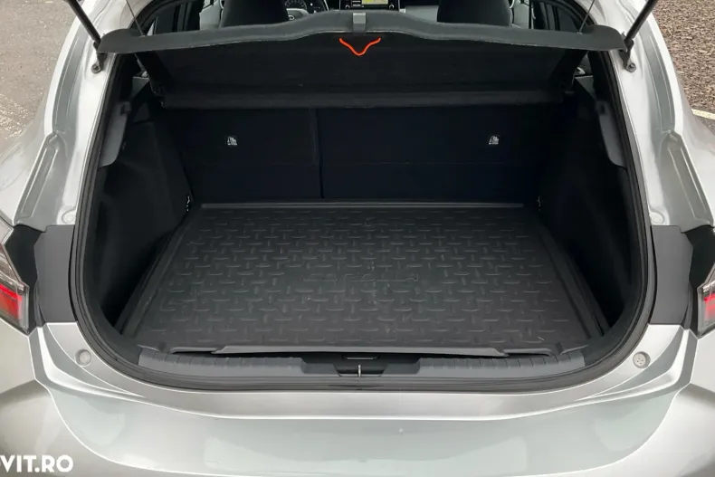 Toyota Corolla din 2021 cu 111.647 km - oferta TOY150921 - foto 15