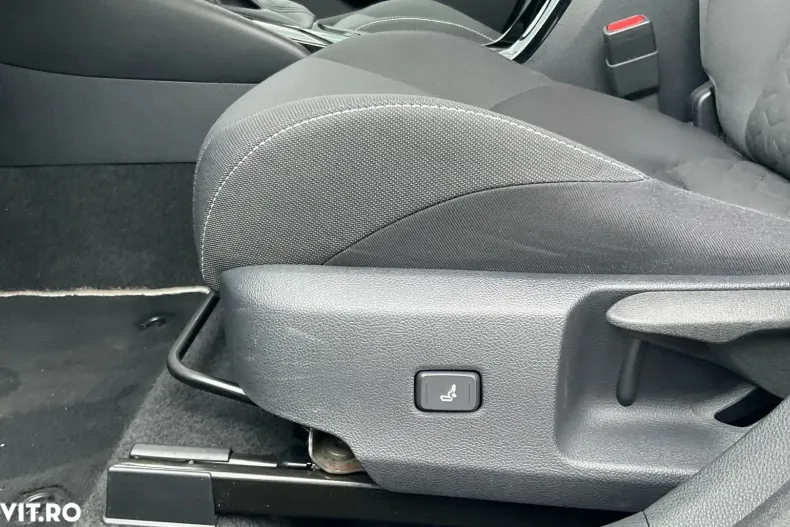 Toyota Corolla din 2021 cu 111.647 km - oferta TOY150921 - foto 31