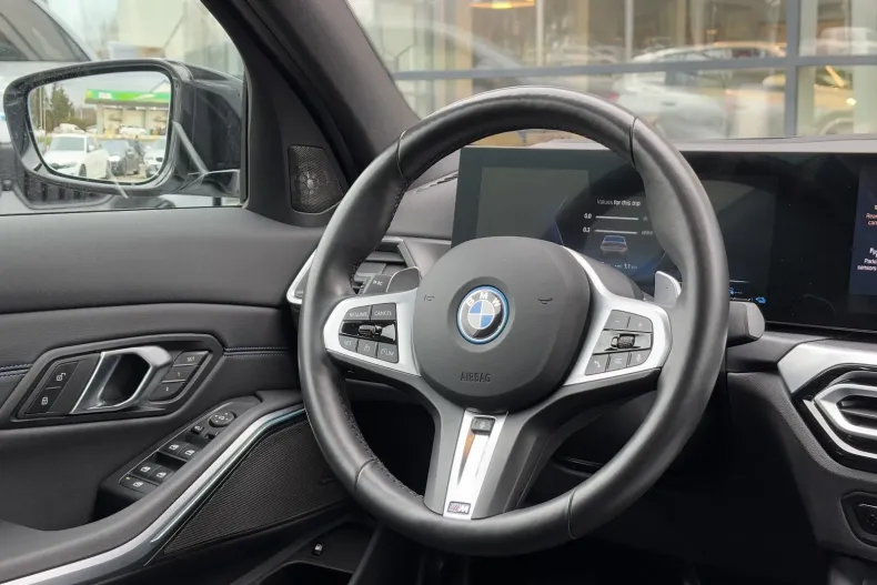 BMW Seria 3 din 2024 cu 15.000 km - oferta BMW150937 - foto 3