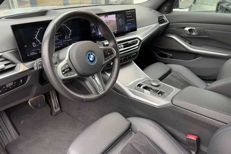 BMW Seria 3 din 2024 cu 15.000 km - oferta BMW150937 - foto 4