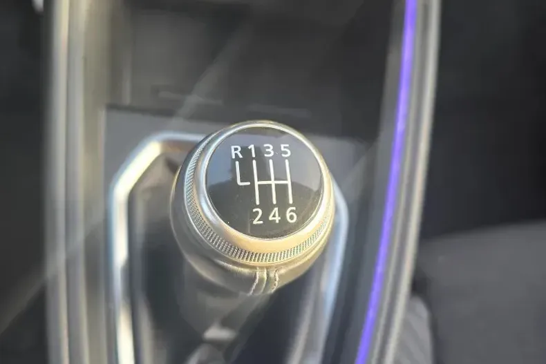 Renault Clio din 2025 cu 10.000 km - oferta REN150938 - foto 3