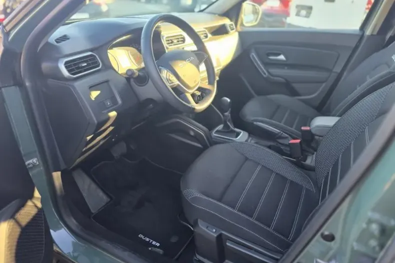 Dacia Duster din 2023 cu 42.900 km - oferta DAC150941 - foto 24