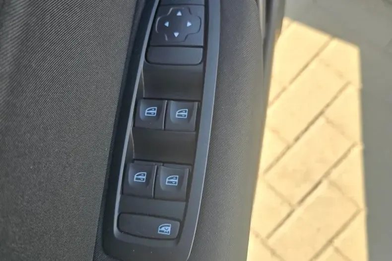 Renault Megane din 2020 cu 66.000 km - oferta REN150942 - foto 10