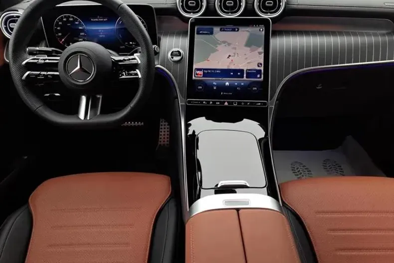 Mercedes-Benz GLC Coupe din 2024 cu 10.370 km - oferta MER150947 - foto 11