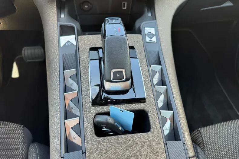 DS Automobiles DS 7 Crossback din 2020 cu 120.465 km - oferta DSA150958 - foto 25