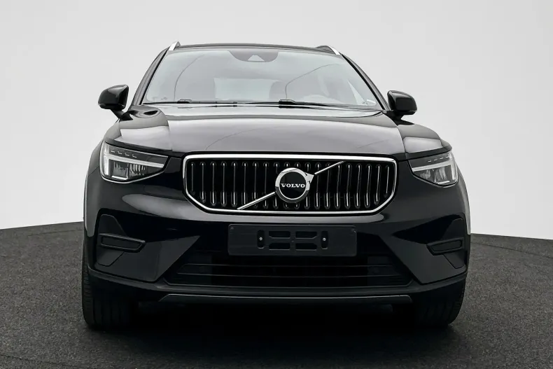 Volvo XC40 din 2022 cu 146.781 km - oferta VOL150967 - foto 3