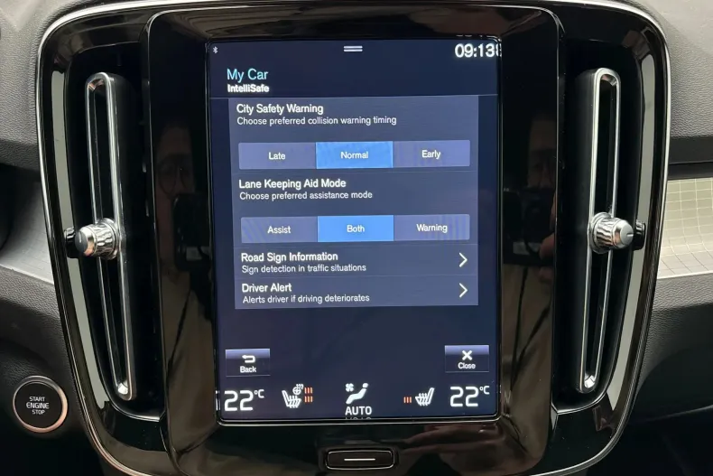 Volvo XC40 din 2022 cu 146.781 km - oferta VOL150967 - foto 21