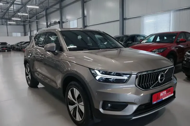 Volvo XC40 din 2021 cu 141.226 km - oferta VOL150970 - foto 2