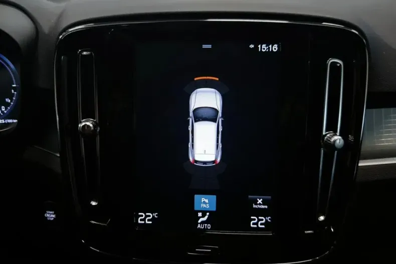 Volvo XC40 din 2021 cu 141.226 km - oferta VOL150970 - foto 15