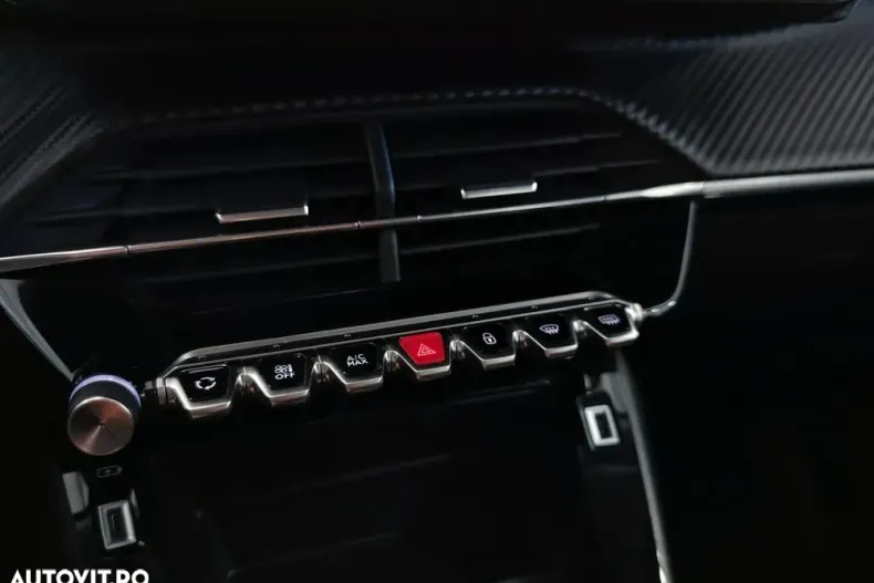 Peugeot 2008 din 2021 cu 100.784 km - oferta PEU150978 - foto 13