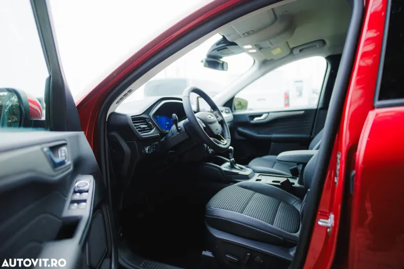 Ford Kuga din 2022 cu 10 km - oferta FOR150983 - foto 10