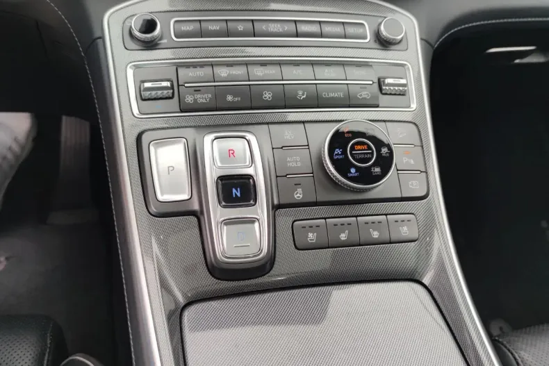 Hyundai SANTA FE din 2021 cu 101.670 km - oferta HYU150984 - foto 7