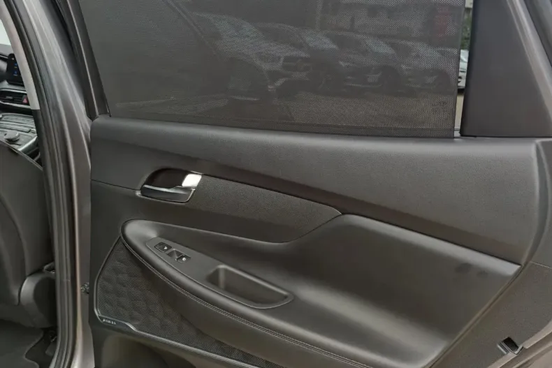 Hyundai SANTA FE din 2021 cu 101.670 km - oferta HYU150984 - foto 15