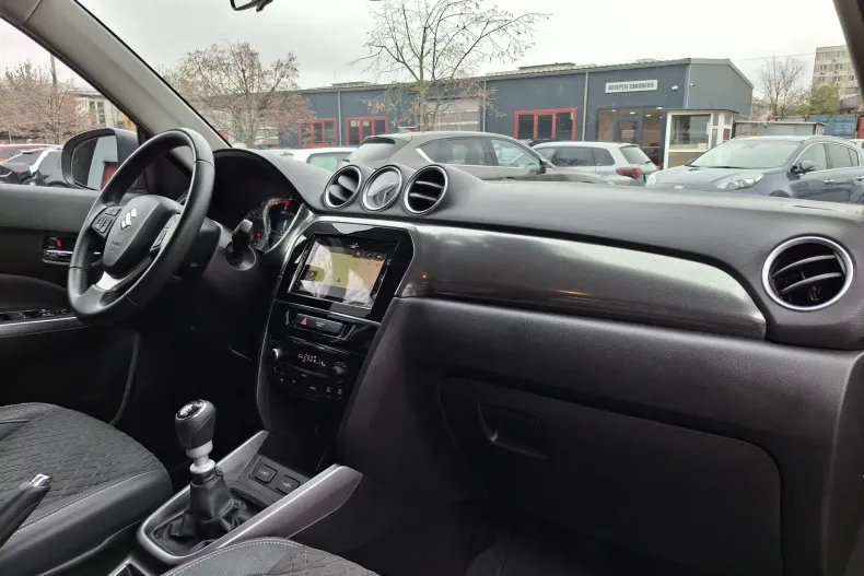 Suzuki Vitara din 2020 cu 59.512 km - oferta SUZ150986 - foto 30
