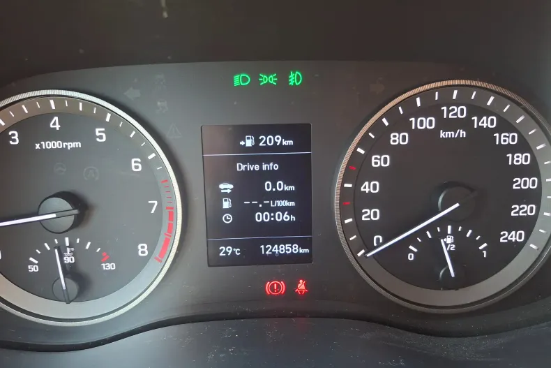 Hyundai TUCSON din 2019 cu 124.858 km - oferta HYU150991 - foto 16