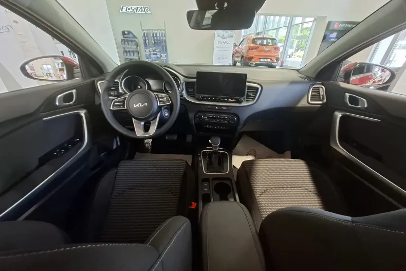 Kia XCeed din 2025 cu 1 km - oferta KIA151017 - foto 8