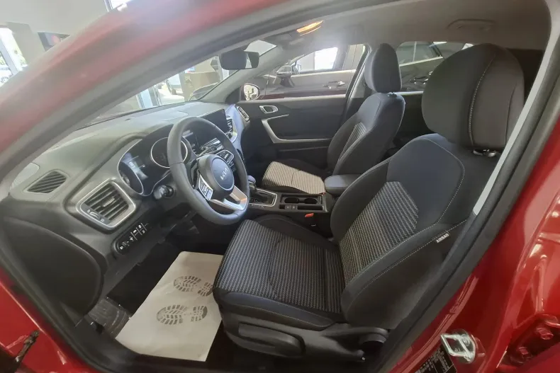 Kia XCeed din 2025 cu 1 km - oferta KIA151017 - foto 10