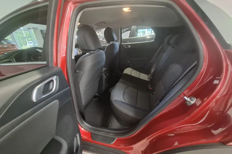 Kia XCeed din 2025 cu 1 km - oferta KIA151017 - foto 11